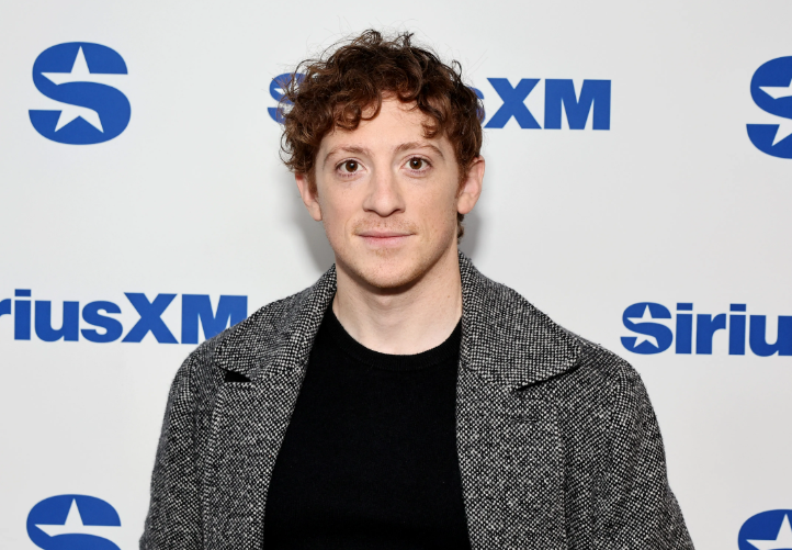 Ethan Slater Age
